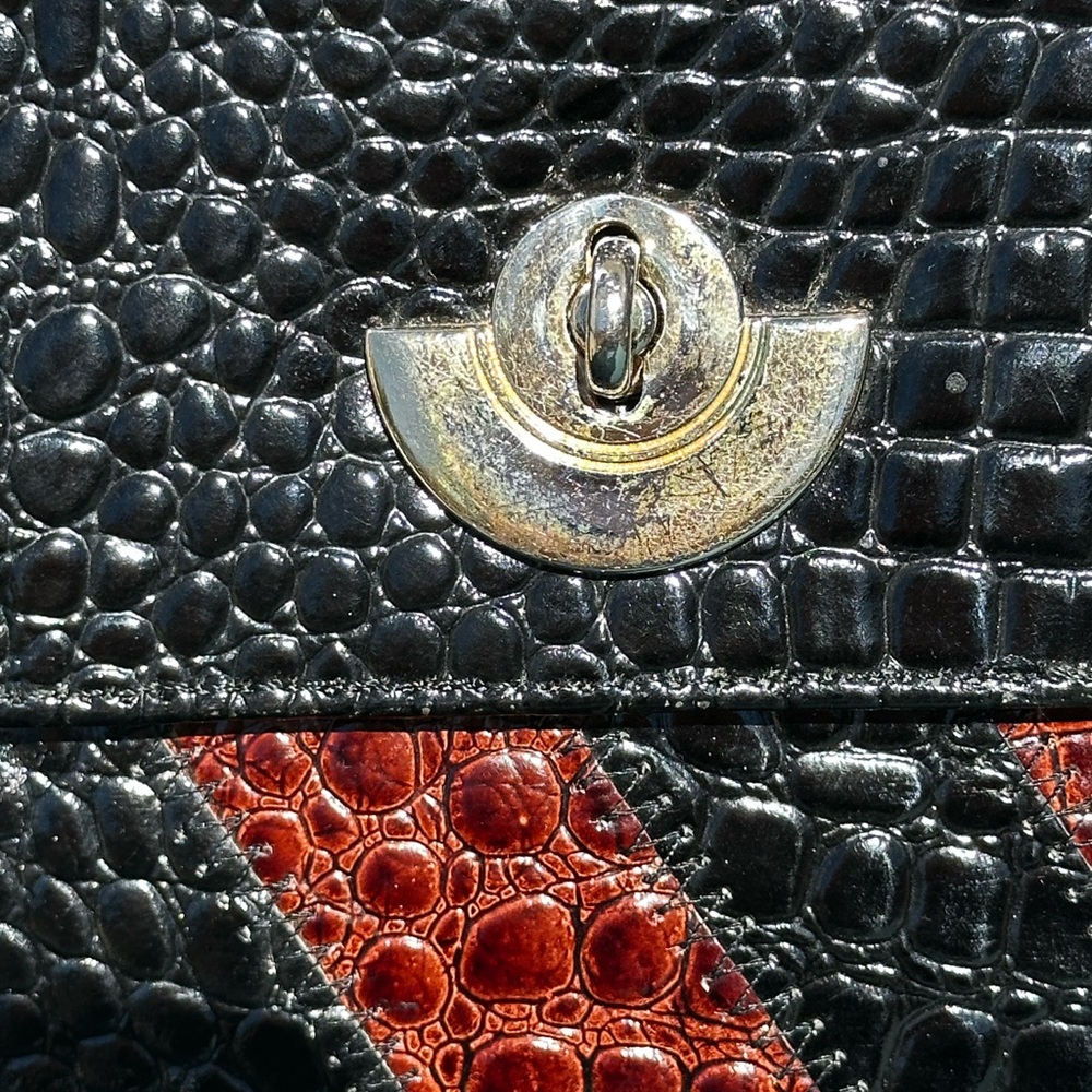 MICHELLE 80’s GENUINE LEATHER Croc-Embossed Black Burgundy Handle Satchel Strap - Picture 13 of 13